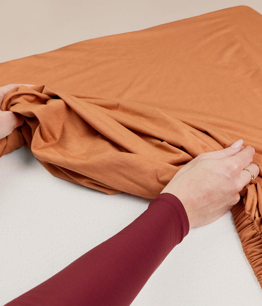 HushDry™ 2-in-1 Waterproof Fitted Side Sleeper Sheet Viscose from Bamboo Hazel