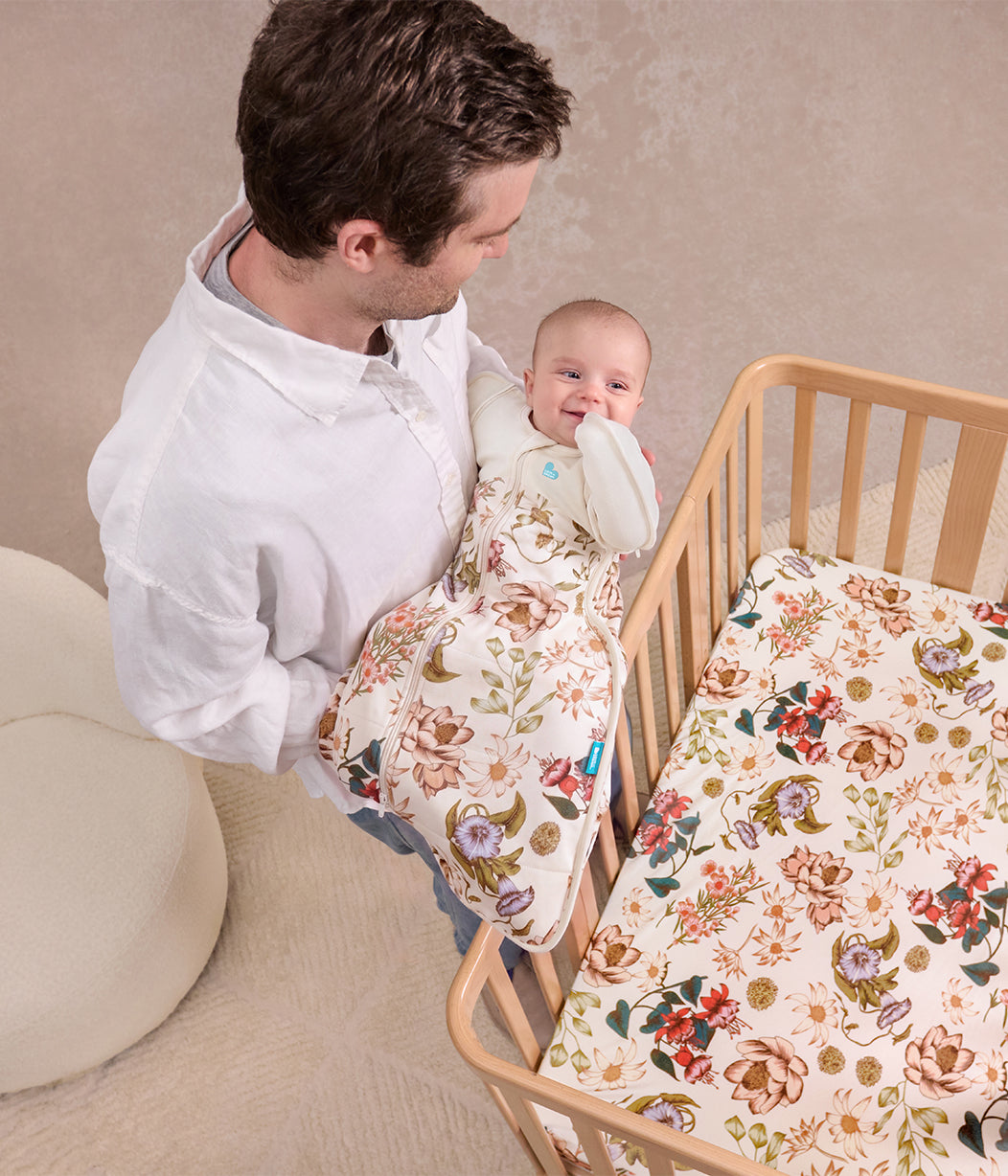 Swaddle Up™ 2-in-1 Transition Bag 2.5 TOG Quilted Cotton Cream Wandering Folk