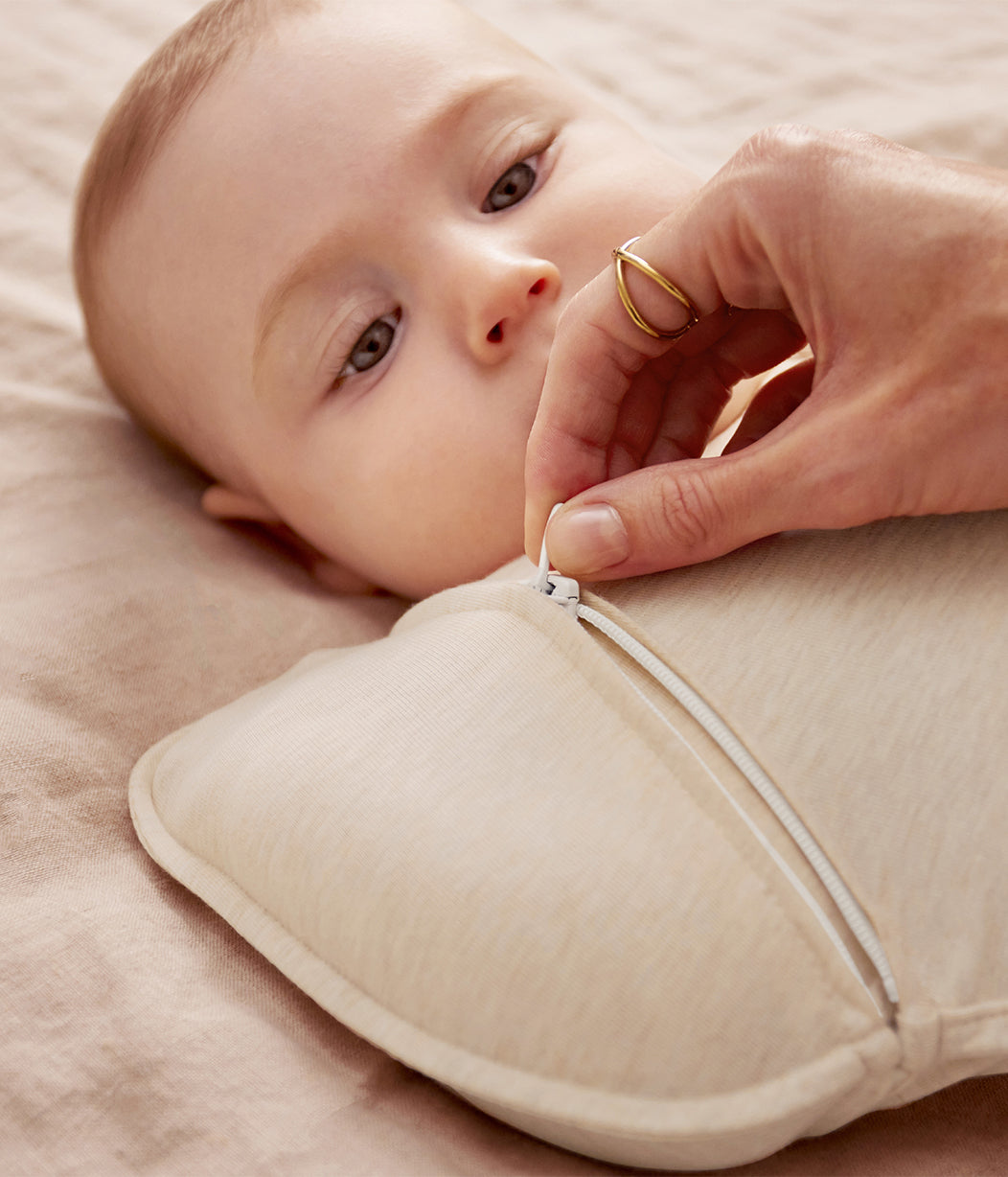 Swaddle Up™ Transition Suit 2.5 TOG Cotton Oatmeal Bees