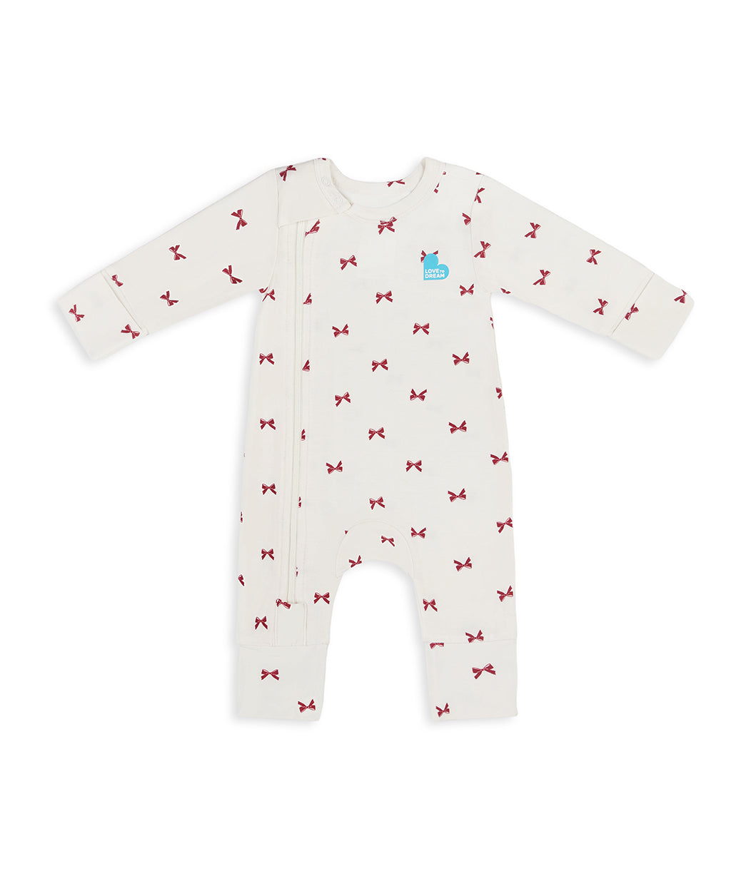 Newborn Starter Gift Bundle | Swaddle | Romper | Sleep Machine | 1.0 TOG | Cream Bows